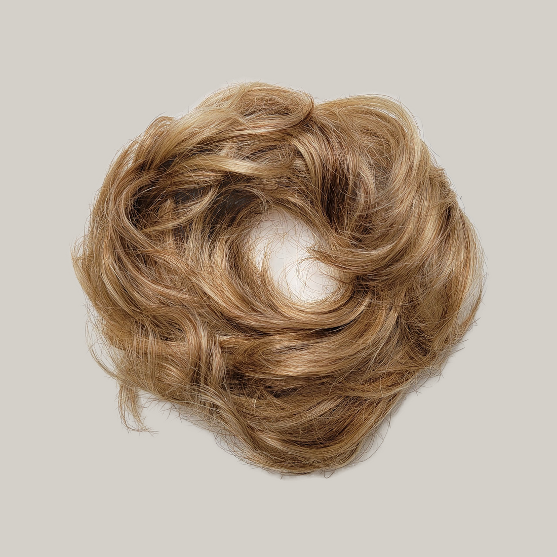 MADRID - NATURAL WAVE BUN SCRUNCHIE